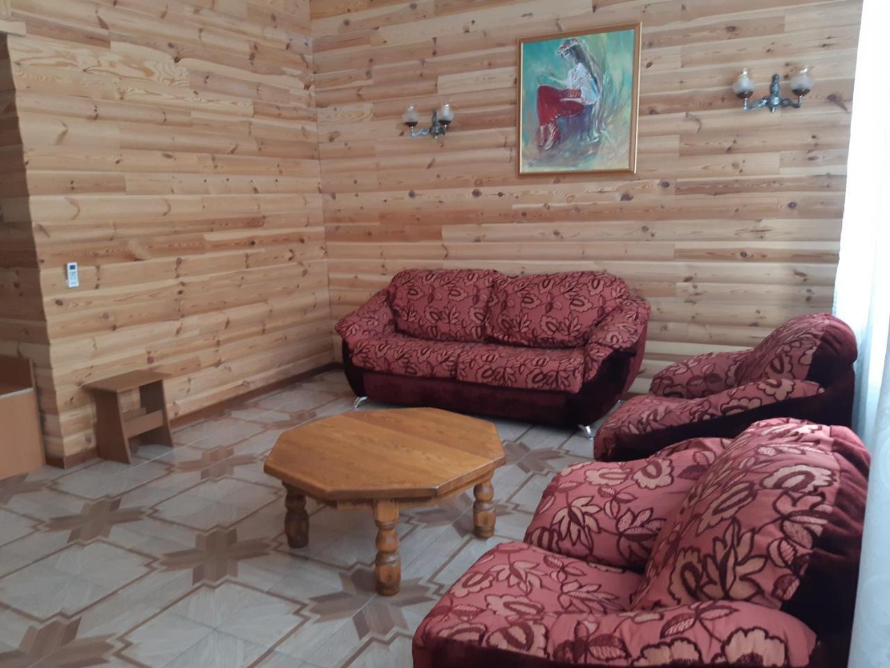 Комплекс Відпочинку "Колиба" Hotel Korosten Ngoại thất bức ảnh