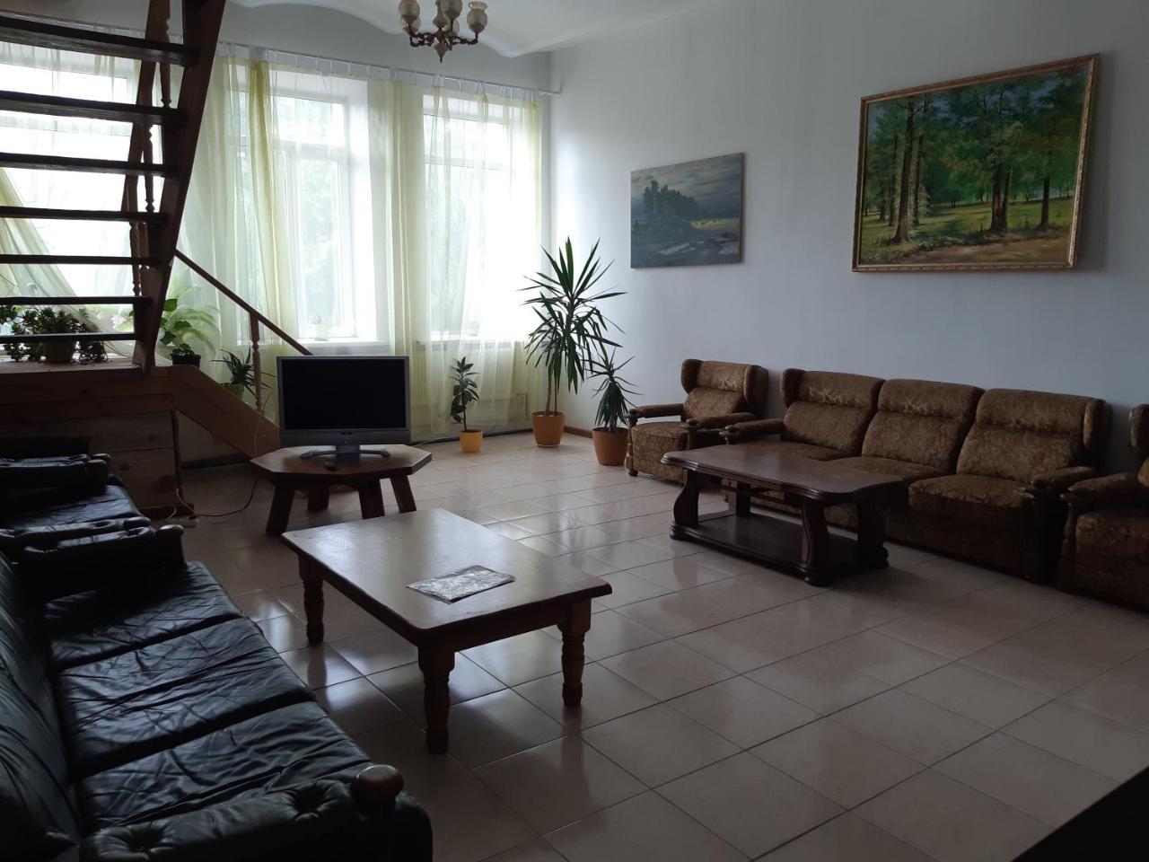 Комплекс Відпочинку "Колиба" Hotel Korosten Ngoại thất bức ảnh