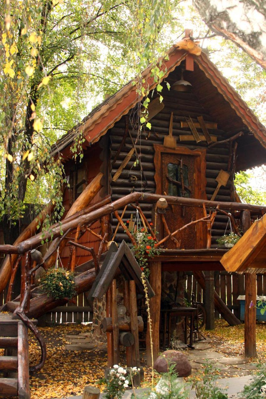 Комплекс Відпочинку "Колиба" Hotel Korosten Ngoại thất bức ảnh