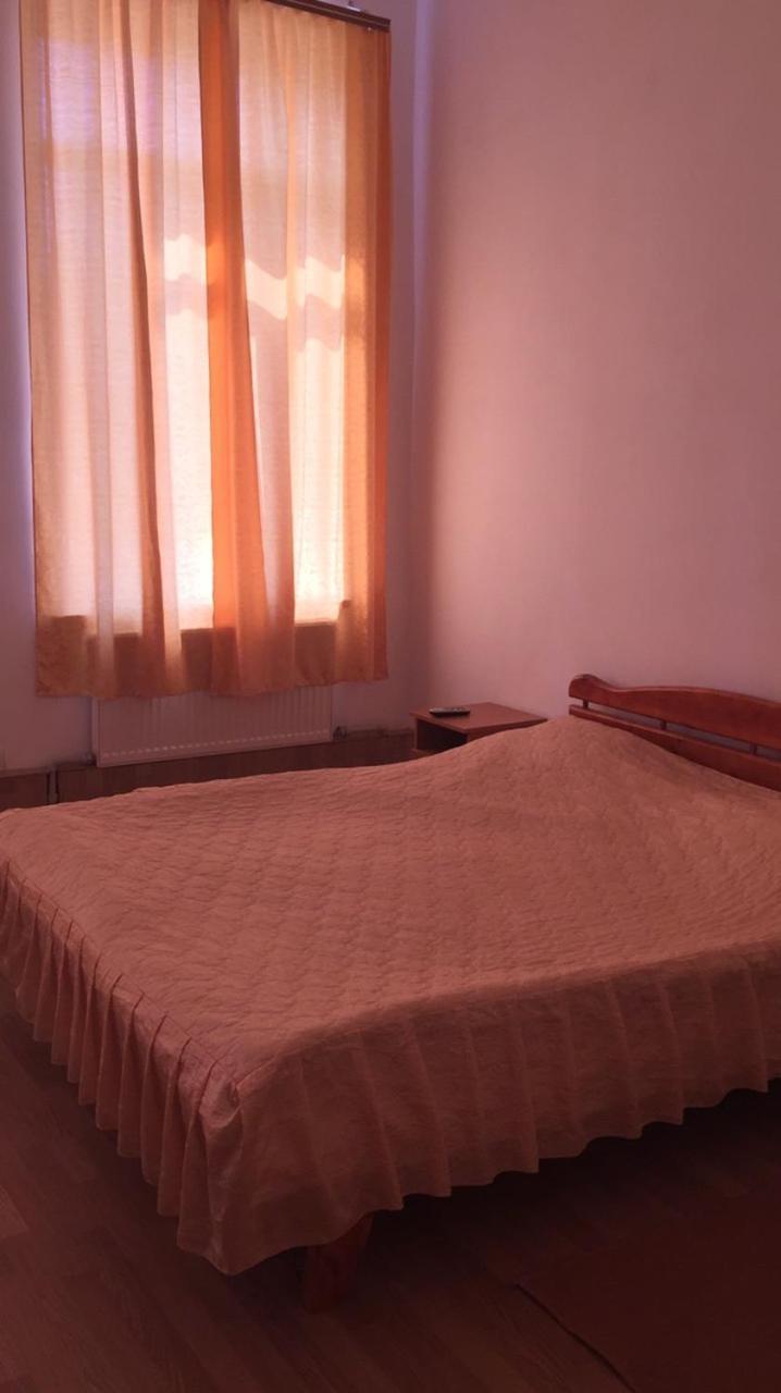 Комплекс Відпочинку "Колиба" Hotel Korosten Ngoại thất bức ảnh